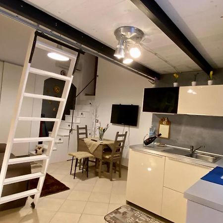 Zeus Charming Apartment 시라쿠사 외부 사진